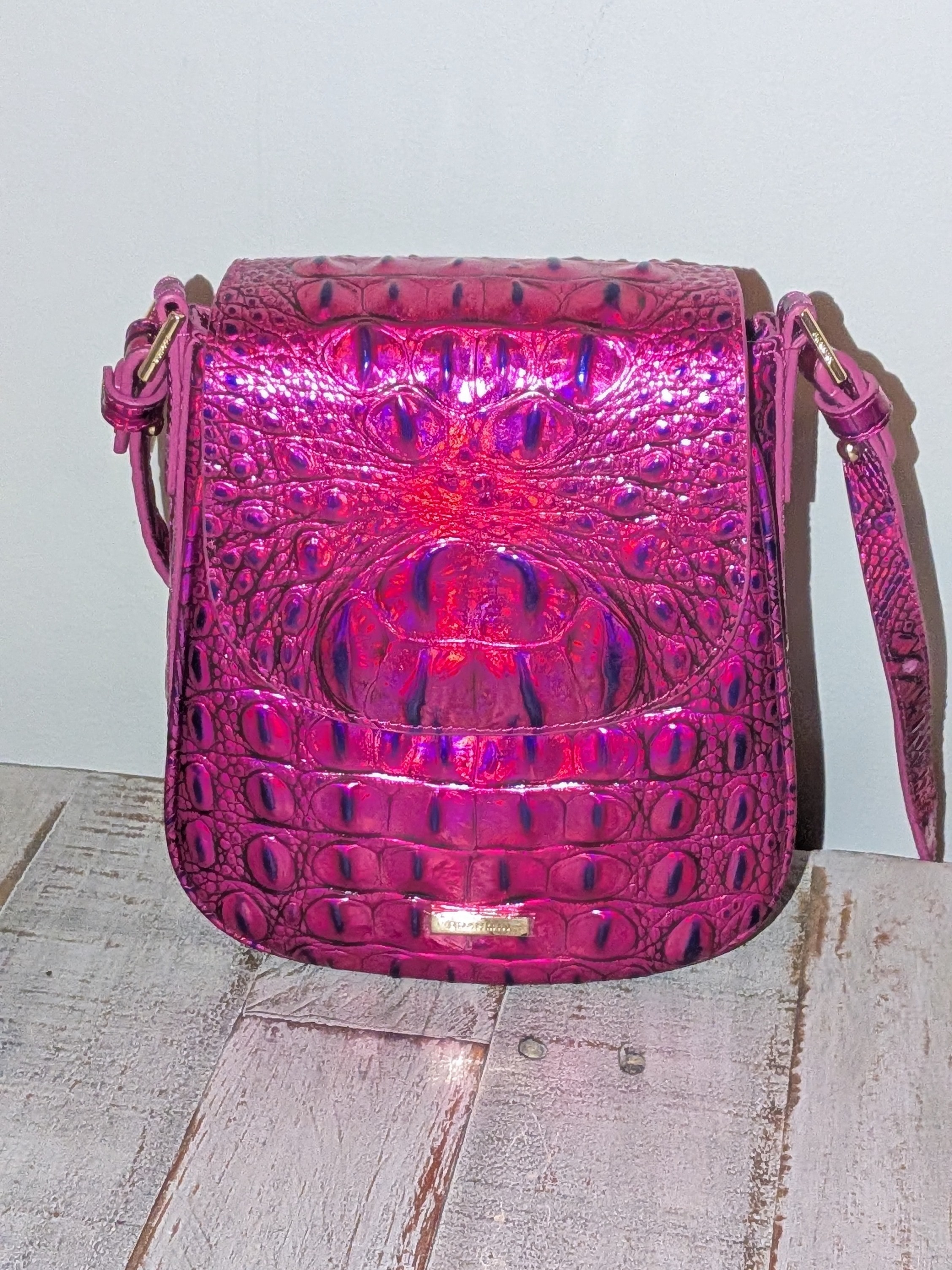 Pink Croc-Embossed Crossbody Bag - Shiny Pink